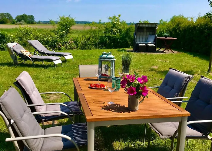Daenische Ferienhaeuser Am Salzhaff Haus Meerjungfrau בית נופש אינזל פואל